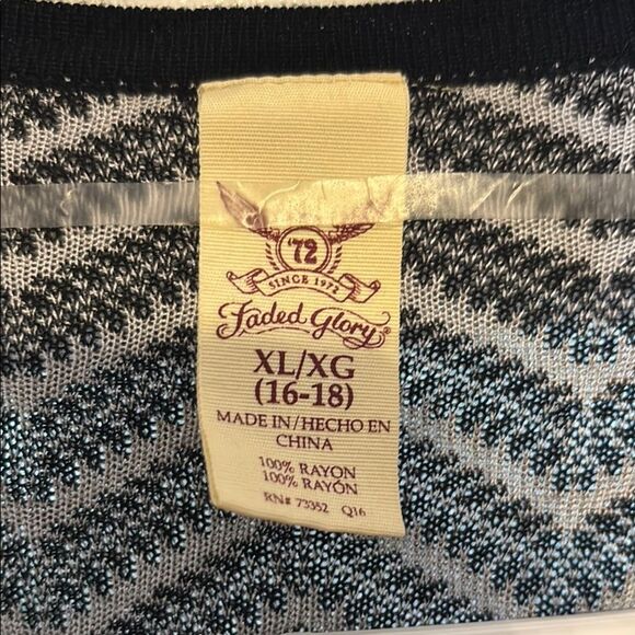 Faded Glory Women’s Black and White Chevron Open Front Cardigan Duster Size XL - Picture 4 of 5